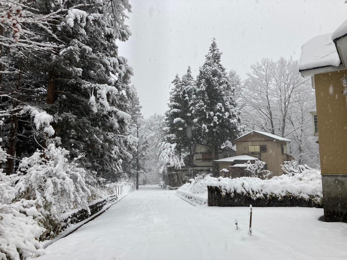 הוילה 一棟貸切 森のお風呂とアウトドアサウナ 日光雪月花 מראה חיצוני תמונה